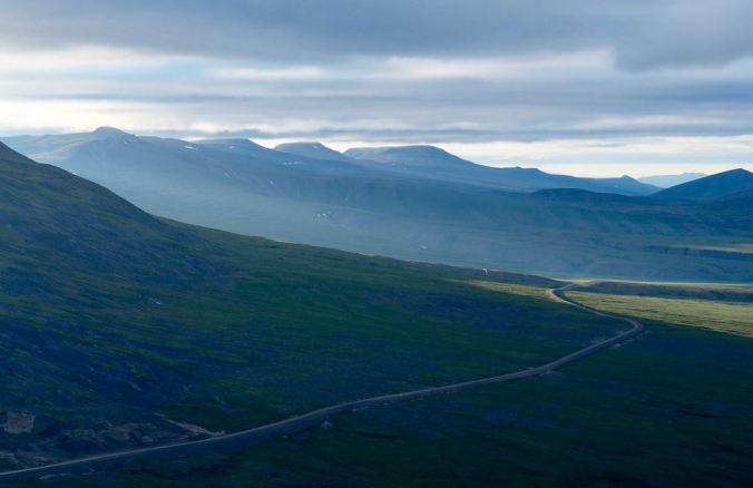 A stretch of the Dempster Highway